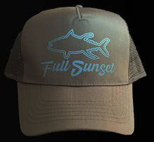 Load image into Gallery viewer, ON LINE MESH SNAPBACK HAT LIGHT GRAY - Full Sunset
